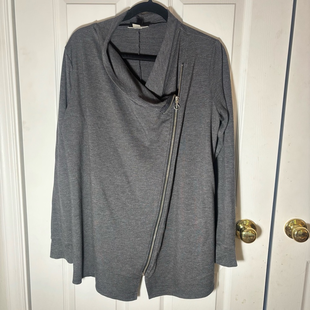 Motherhood Maternity Gray Asymmetrical Zip Cardigan Size Medium